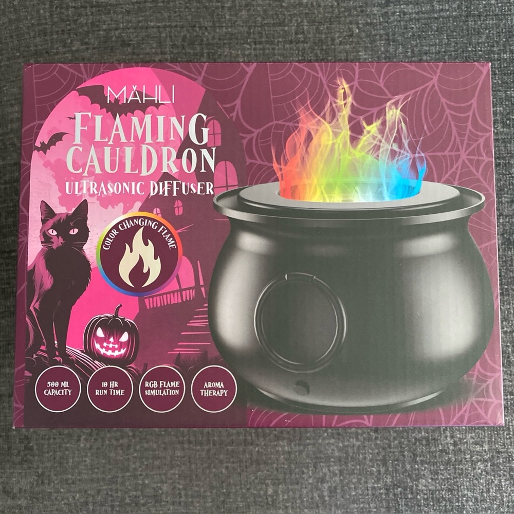 NIB Mahli Flaming Cauldron Aroma Diffuser, Color Changing Halloween 2025
